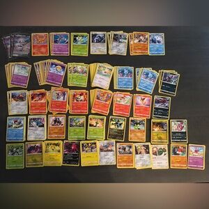 Pokemon Trading Card Collection: Legendary Pokémon ( Common)
